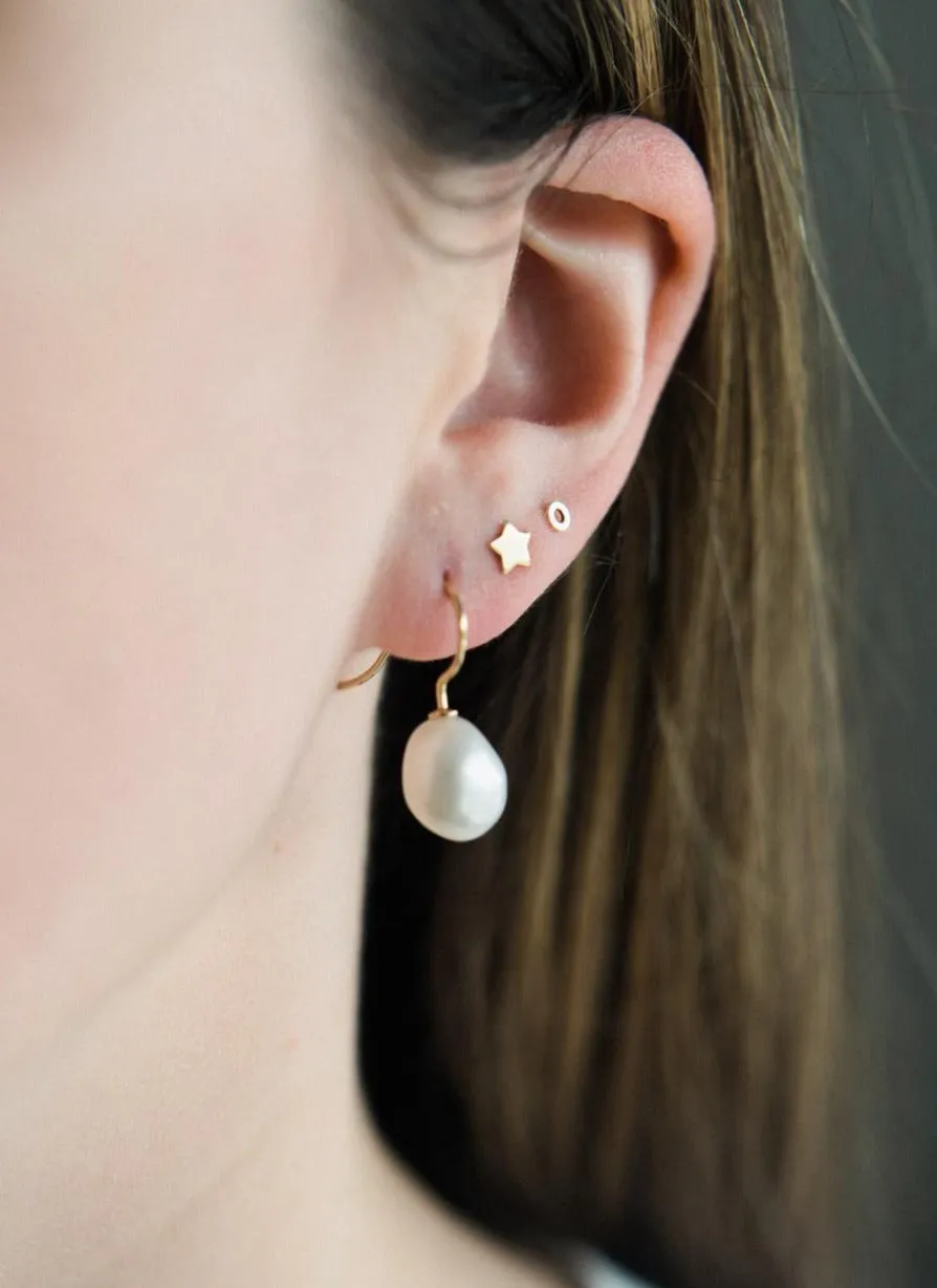 9kt Gold Irregular Pearl Drop Earrings