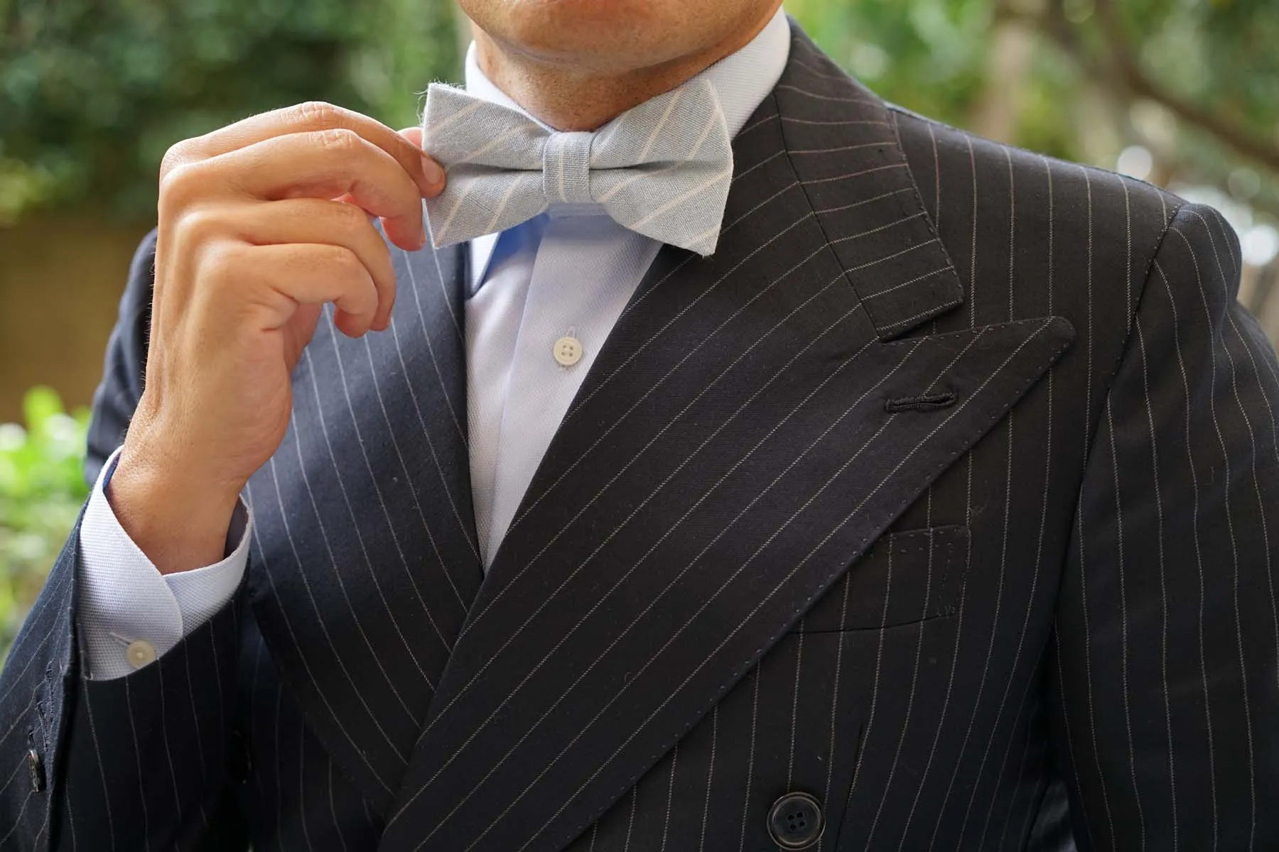 Baby Blue Wide Pinstripe Linen Bow Tie