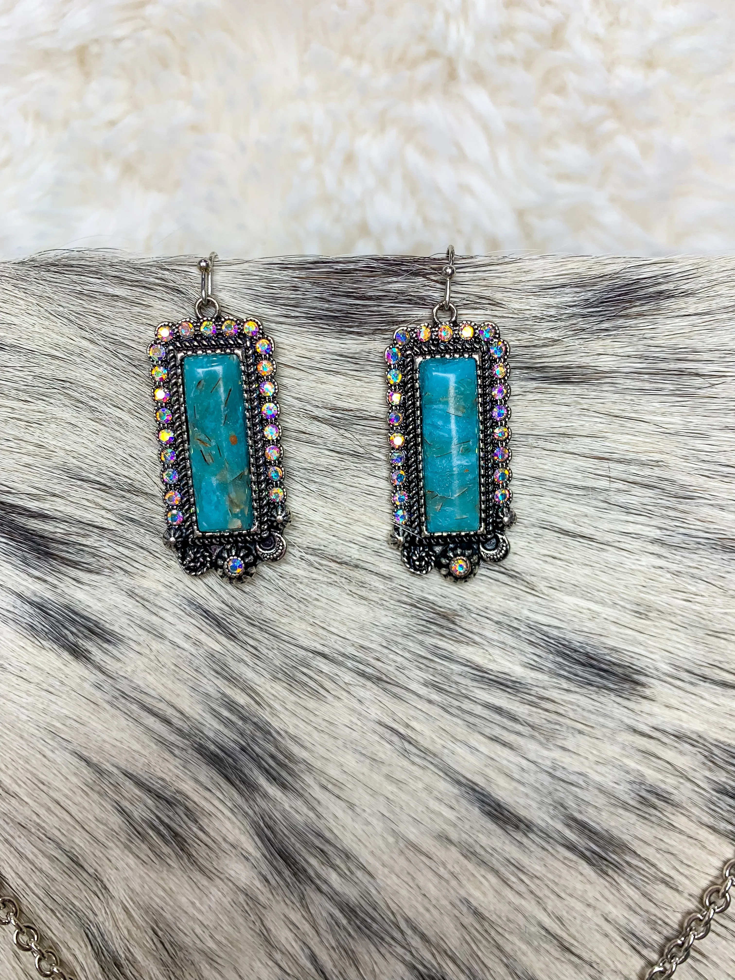 Ciara AB Stone Bar Earrings - Turquoise