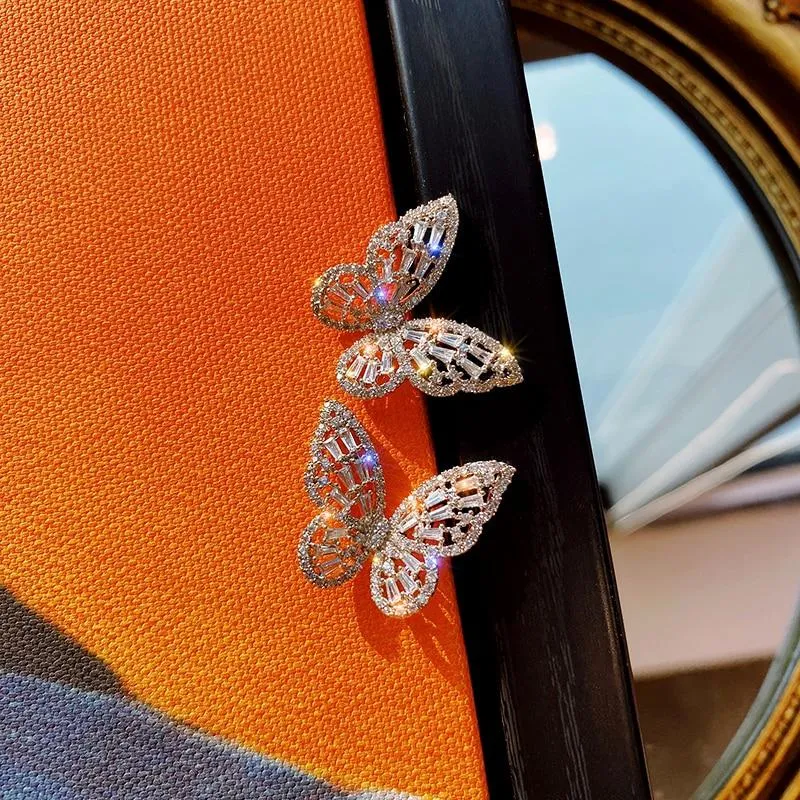 Women Cubic Zirconia Rhinestone Studded Smart Butterfly Earrings